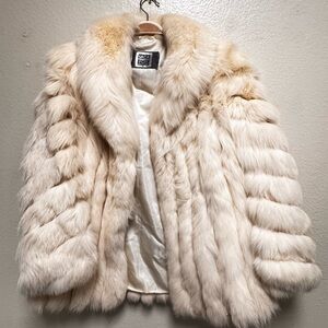 Saga Fox genuine 🦊 fur